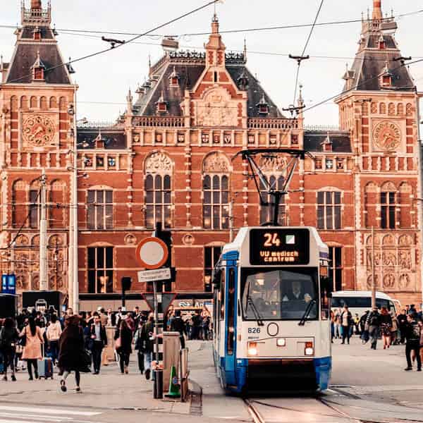 tram 24 in amsterdam