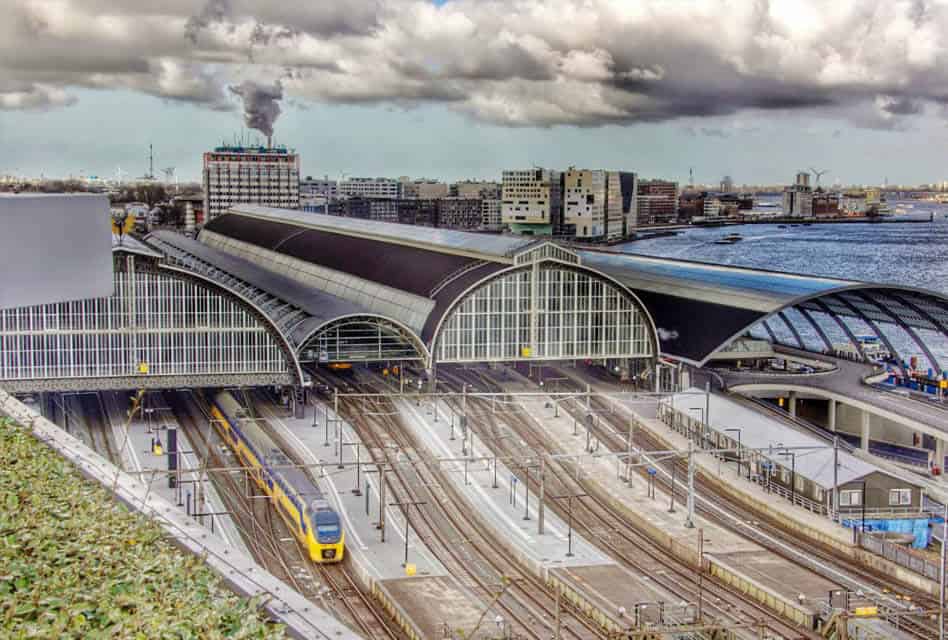 aeriel amsterdam centraal station