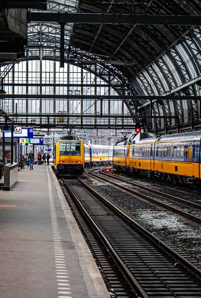 train station amsterdam