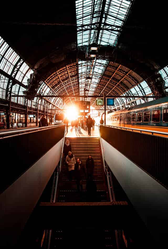 train station amsterdam