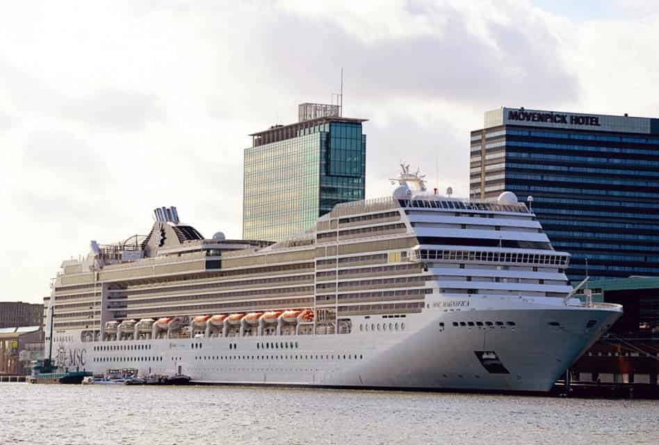 cruise ships in port amsterdam