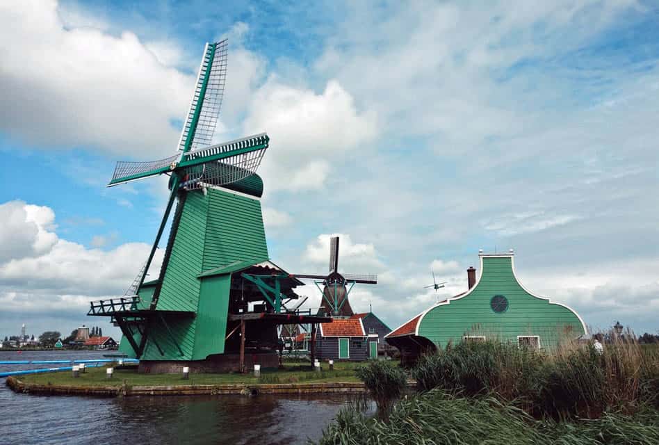 zaanse schans windmill green