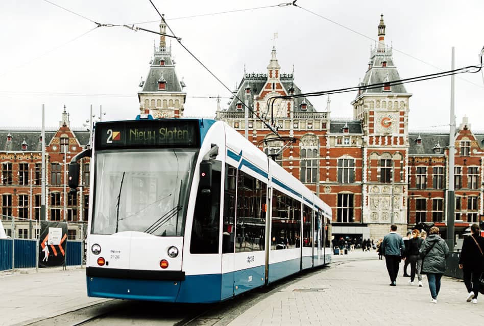 amsterdam-centraal-station-exterior-tram-min
