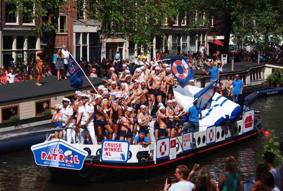 pride amsterdam canal boats
