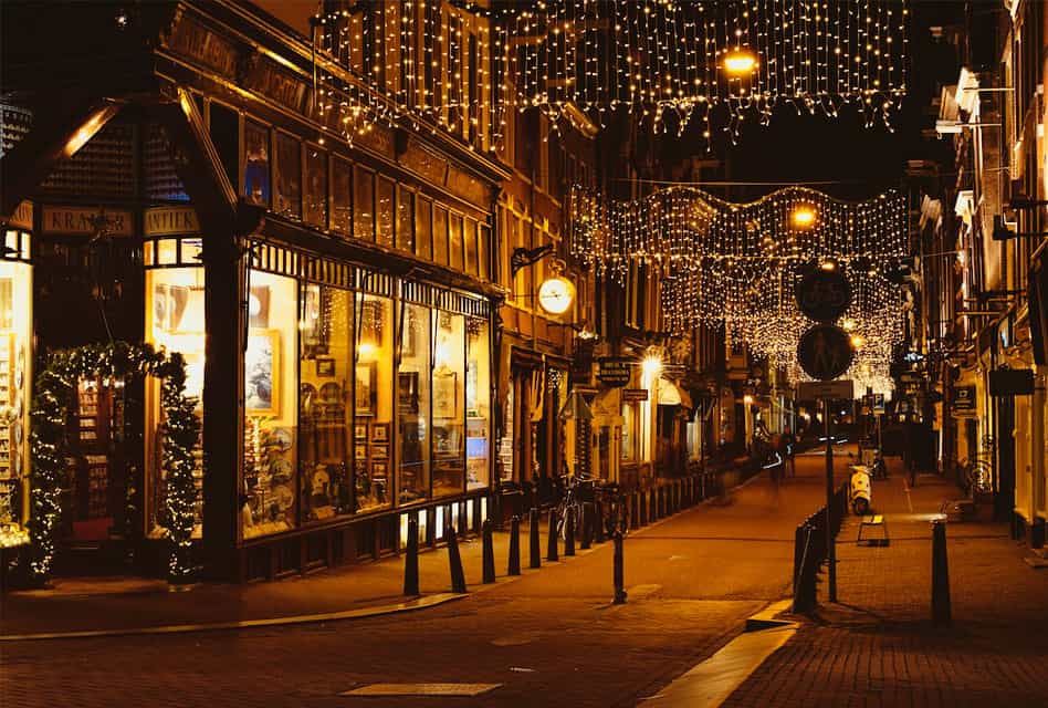 christmas-amsterdam-street