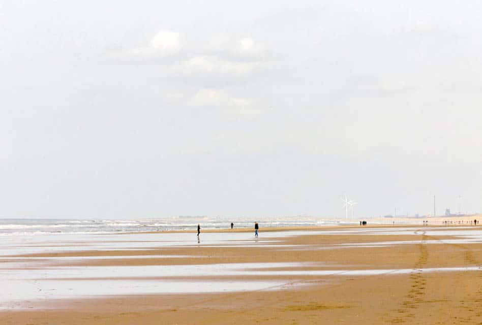 zadvoort beach expanse