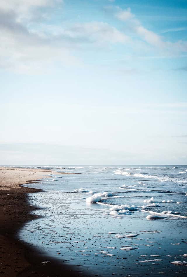 texel beach waves