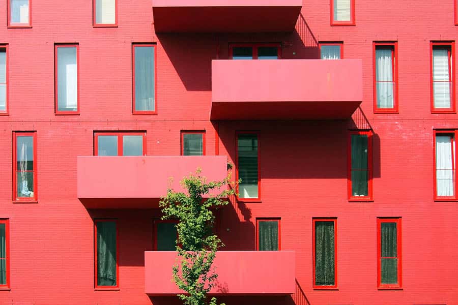 almere red building 