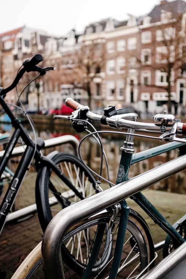 keizersgracht canal bikes